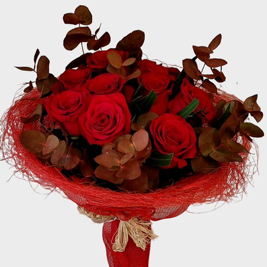 Bouquet nido de 6 rosas rojas