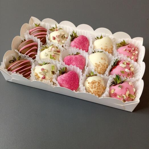 Клубника в шоколаде 12 - 15 шт