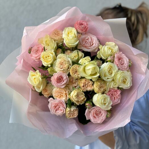Стильный букет из микса кустовых роз 🌸🌼