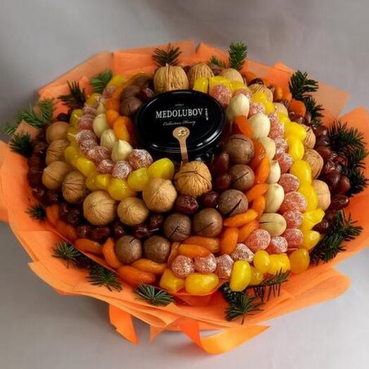 Ореховый и цукатами букет с медом