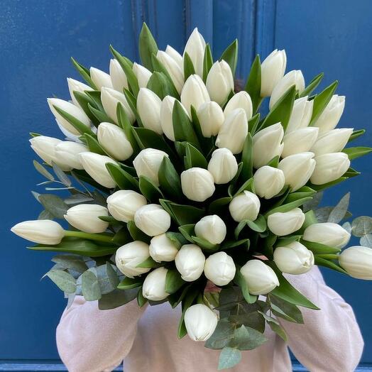 Bouquet of 51 white tulips