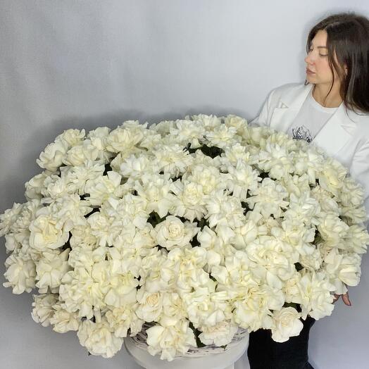 Корзина с цветами