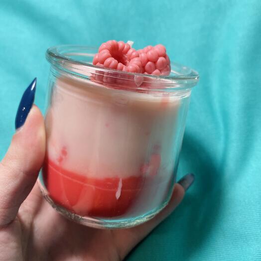 Свеча малиновый йогурт