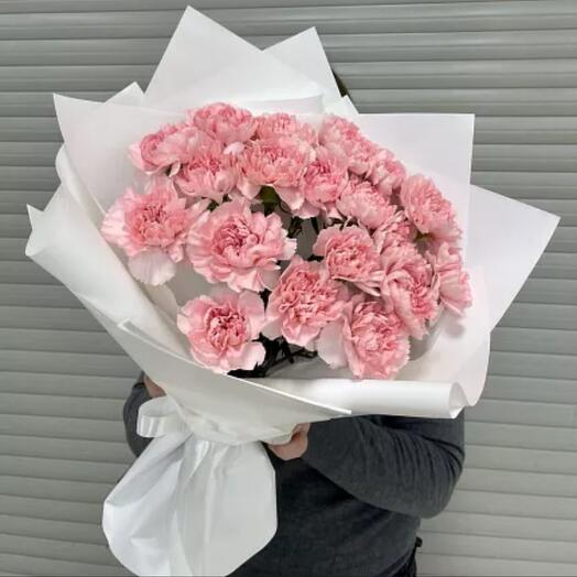 Розовые диантусы
