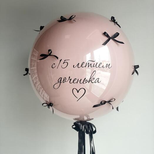 Стеклянный шар с бантиками