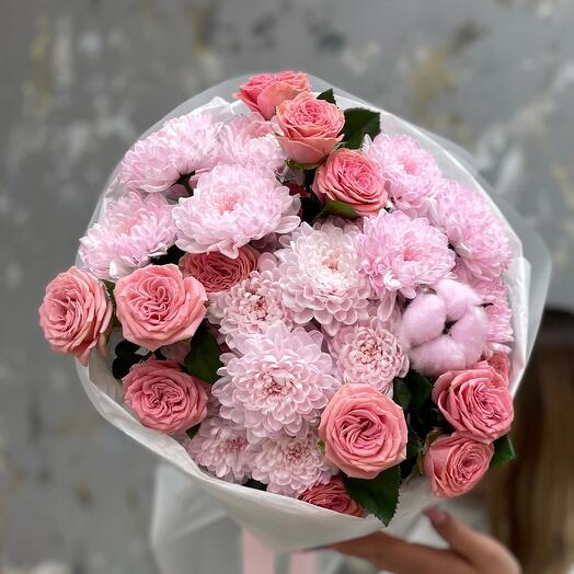 Bouquet🔥 "Romántico" de Altai y rosas arbustivas