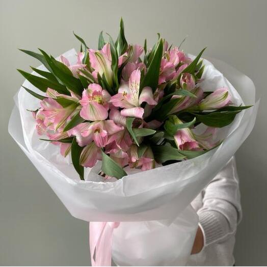 Bouquet of delicate alstroemeria 9 pieces
