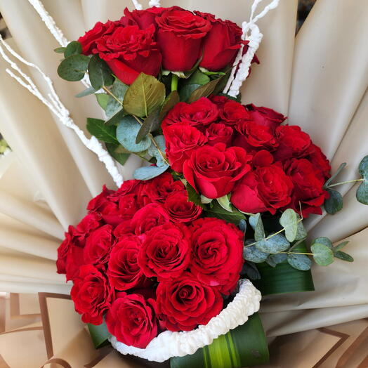 Red Roses Designer Bouquet 50 Stems