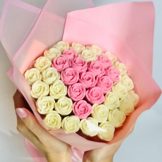 37 rosetas de chocolate en un sobre