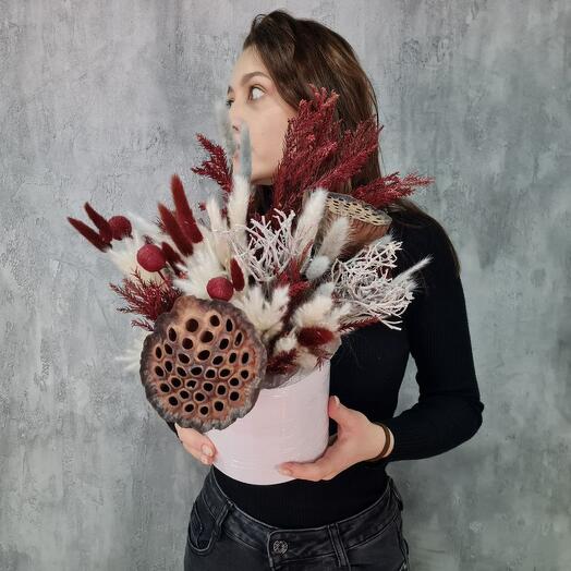 Сухоцветная композиция Магическая красота