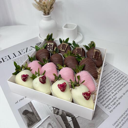 Набор клубничек(16-20🍓)