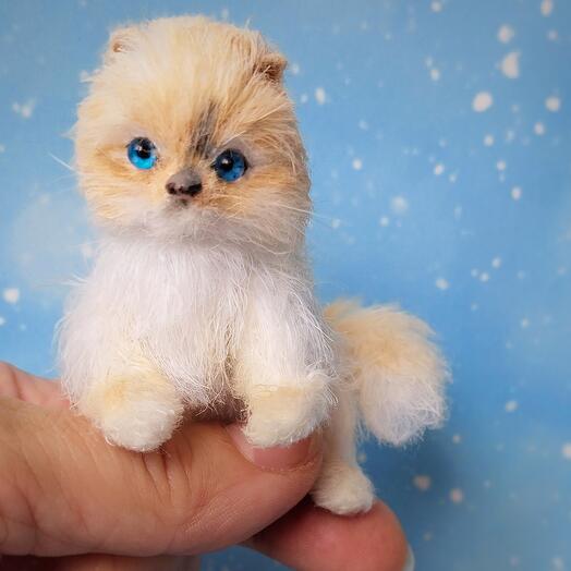 Миниатюрная игрушка кошка Шуппет