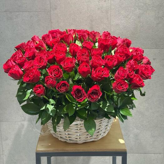 Корзина с розами 101🌷