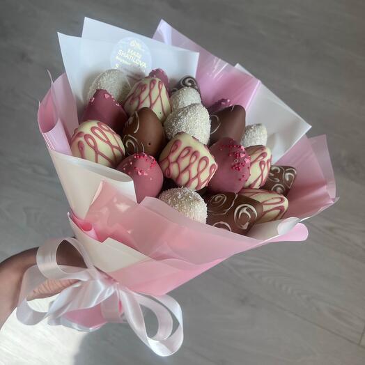 Клубничная нежность 🌸🎀