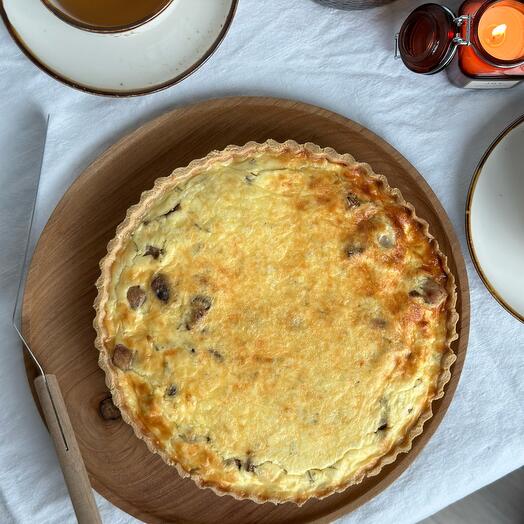 Закуска Киш с курицей и грибами