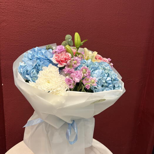 Нежный букет в голубом оттенке