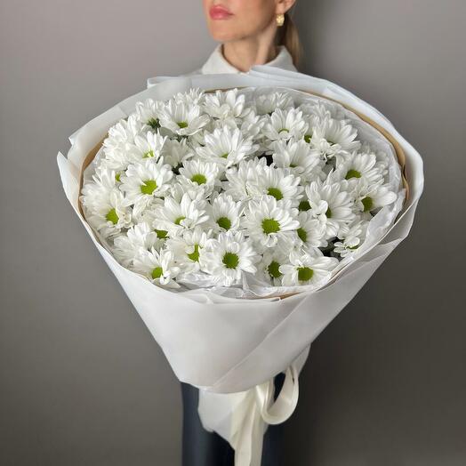 Белые кустовые хризантемы 9 шт