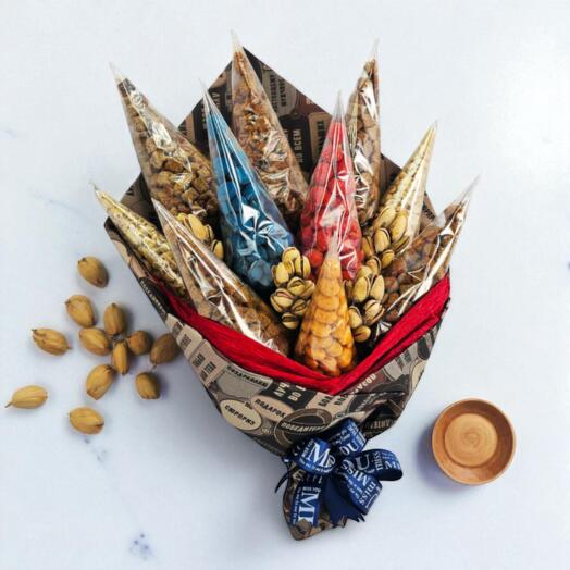 Мужской букет из снеков арт. 34994