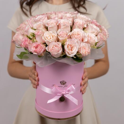 51 розовая роза Sweet Eve в коробке