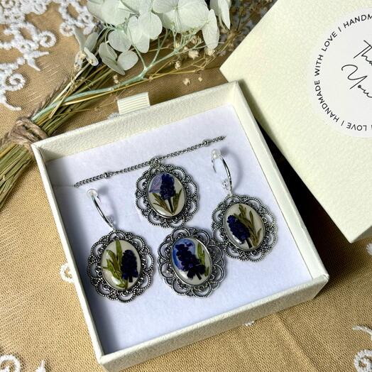 Комплект украшений с букетом сухоцветов