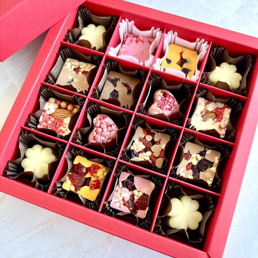 Набор конфет  из настоящего шоколада