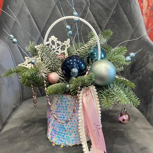 Композиция с нобилисом