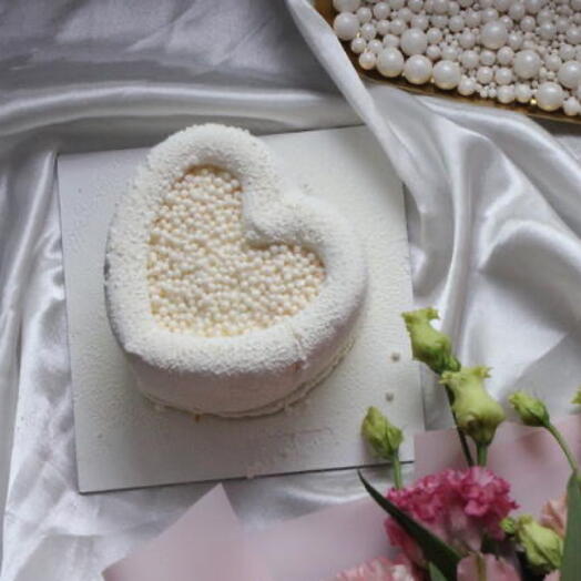 Муссовый торт в подарок сердце круглый