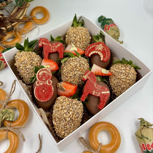 Клубника в бельгийском шоколаде ( русский народный стиль ) 9 ягод 🍓