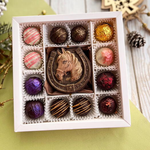 Шоколадный набор Подкова подарок к новому году для девушки, подруги, мамы