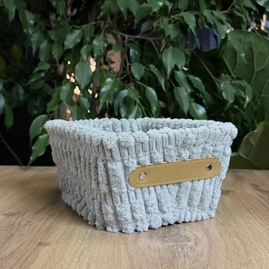 Корзина плюшевая квадрат