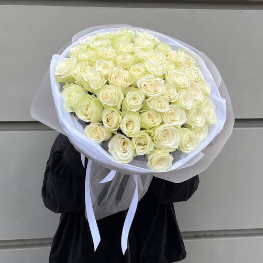 Букет 51 белая роза импорт