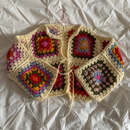 Кардиган ручной работы из Бабушкиных квадратов Pinterest