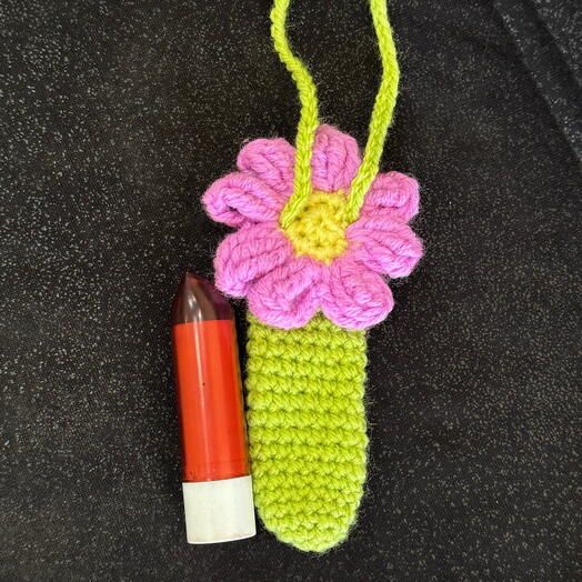 Lavender lipstick holder (without lipstick)