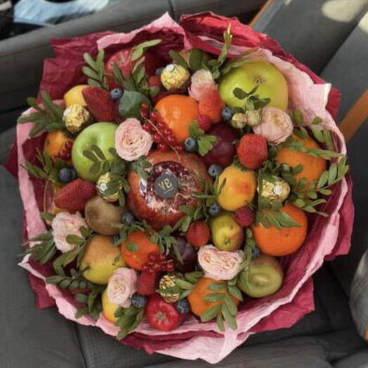 Фруктовый букет с цветами 🌷