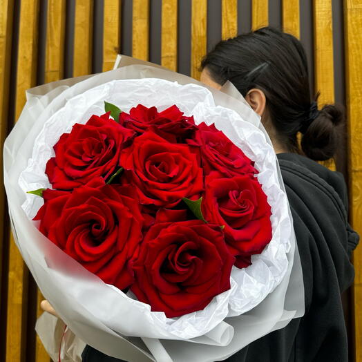 Красные розы 🌹