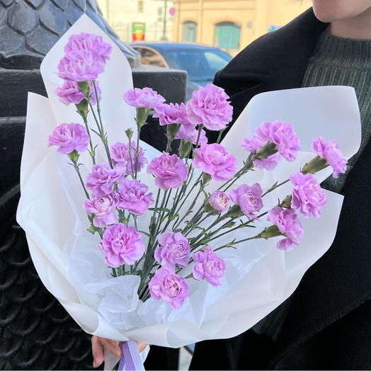 Моно букет в коробке: кустовая лунная/лавандовая гвоздика 9 шт