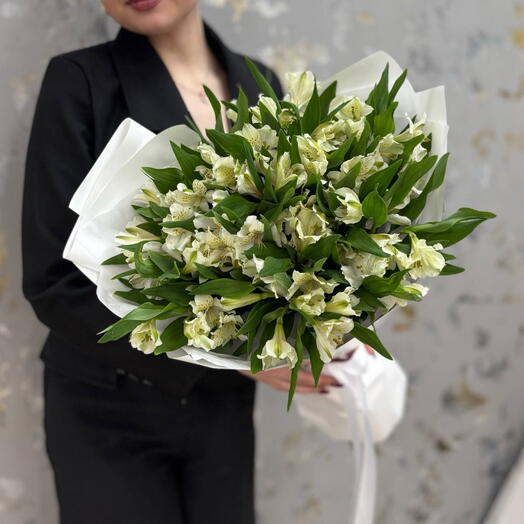 Альстромерия белая «Самой красивой»
