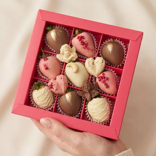 Fresas cubiertas de chocolate en Caja, juego con fresas cubiertas de chocolate N15/1