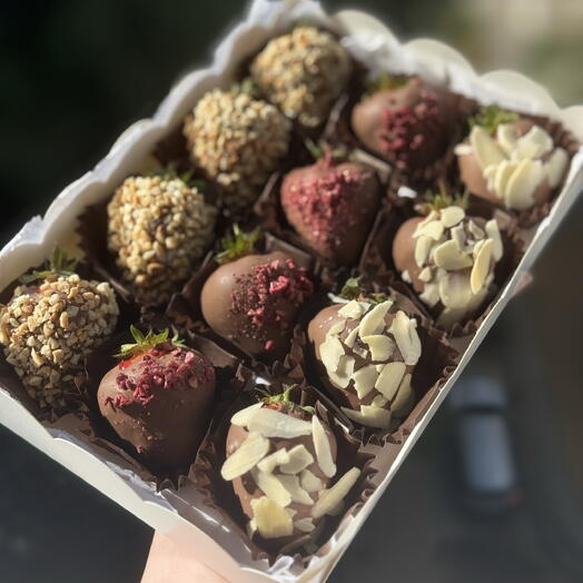 Набор клубники в шоколаде 🌰