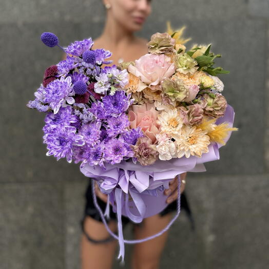 Композиция «ласковый вечер»🦋💜 с невероятно богатым ассортиментом цветка😍