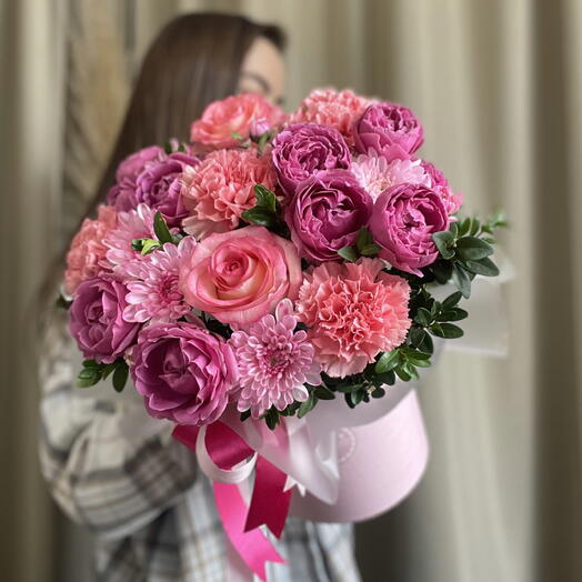 Композиция с пионовидными розами 🌹