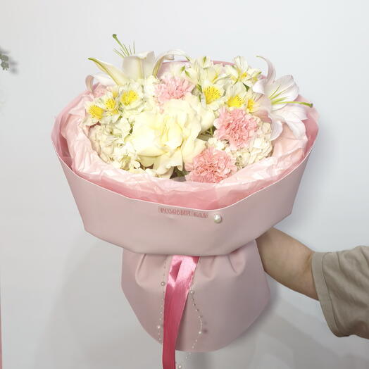 Букет Ажурная лилия