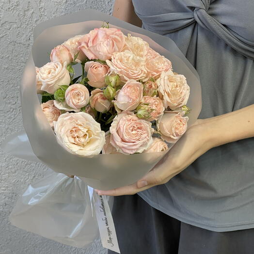 Букет из 5 кустовых пион. роз микс💐