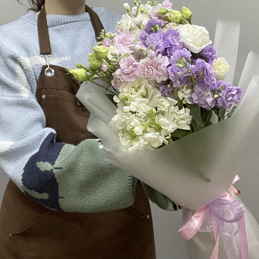 Букет-комплимент с маттиолой 💜