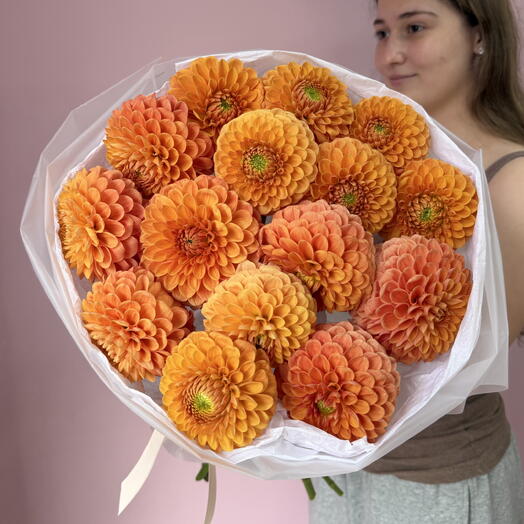 Персиковый монобукет из георгин 🧡