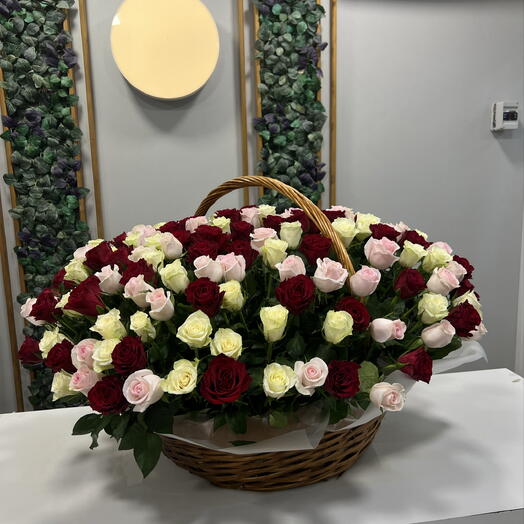 Корзин роз 189 шт