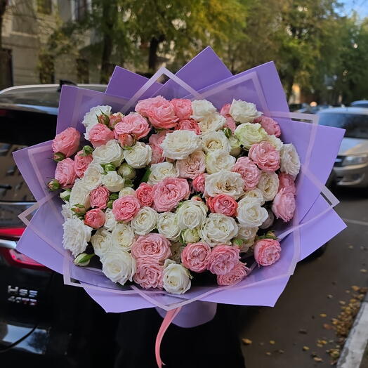 25 кустовых розочек