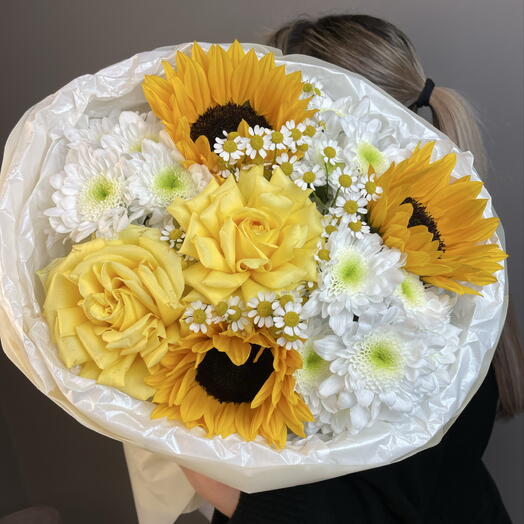 Французские розы с подсолнухами , ромашками и хризантемами 💛🌻