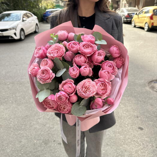 Букет с пионовидными розами silva pink