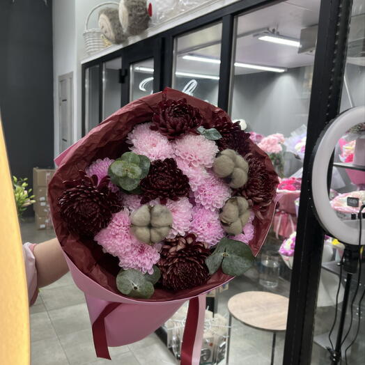Осенний букет 💐 из сезонных хризантем и хлопка ♥️